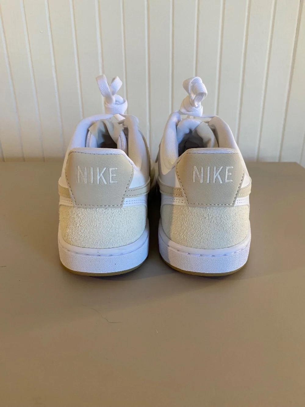 Nike Court Vision Low - Pale Ivory W9